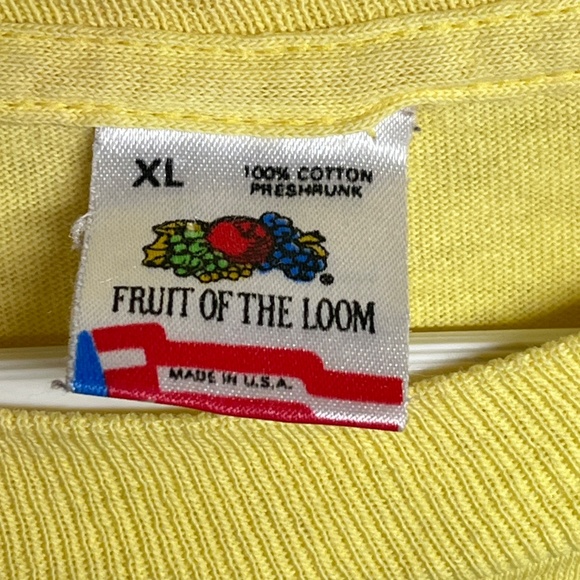 Vintage Kalvin Swines XL Pork Ave Pig T-Shirt Yellow Fruit of the Loom Single St - Picture 3 of 7